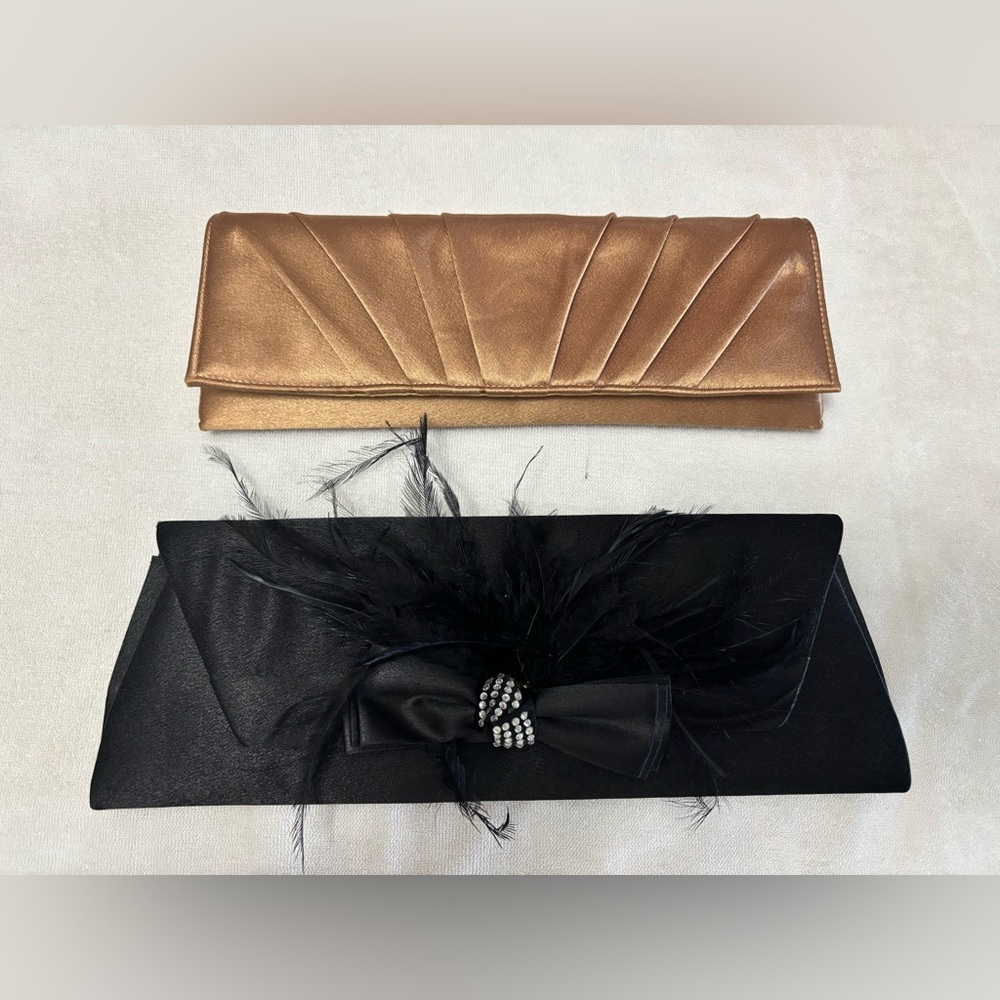 Elegant Black and Gold Clutch Set